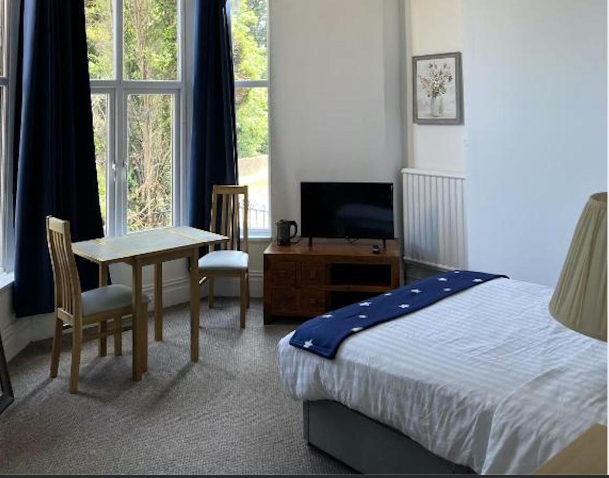 Ensuite Double Room, By Swansea University, Sketty, R2 Esterno foto