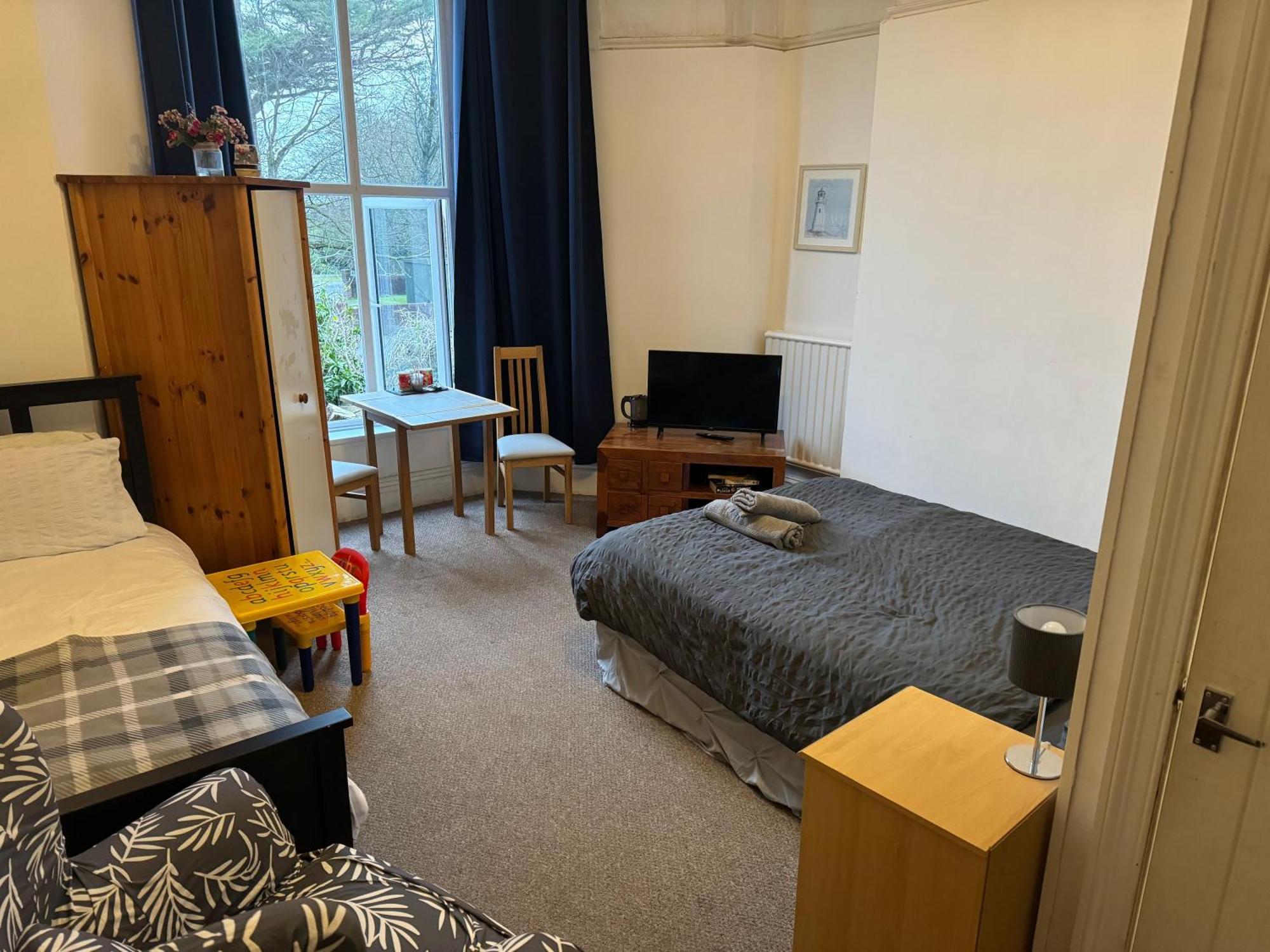Ensuite Double Room, By Swansea University, Sketty, R2 Esterno foto